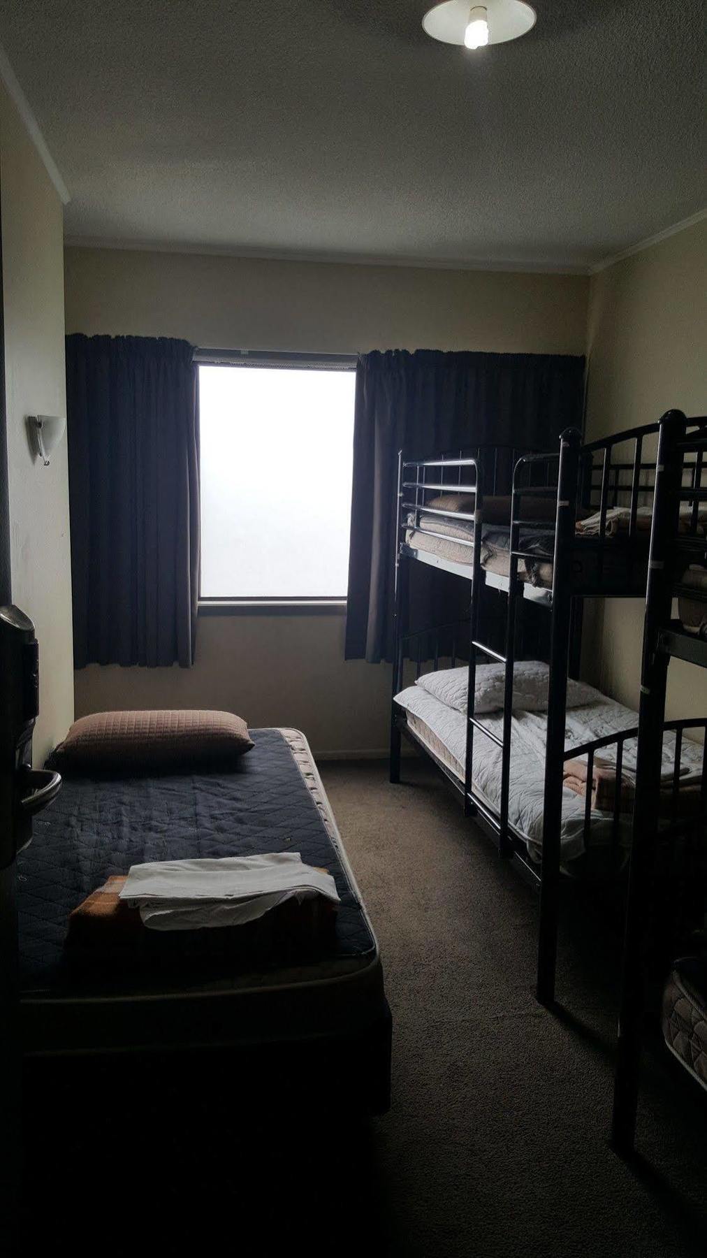 Kiwi Airport Backpackers Hostel Auckland Luaran gambar